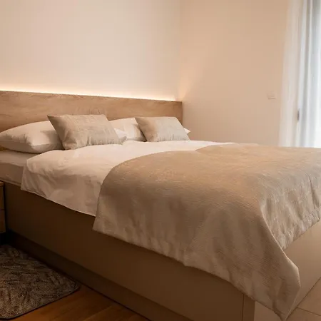 Arba Fortuna Exclusive With Private Parking Zadar