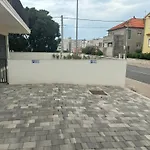Arba Fortuna Exclusive With Private Parking Apartment Zadar