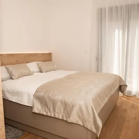 Arba Fortuna Exclusive With Private Parking Apartman *