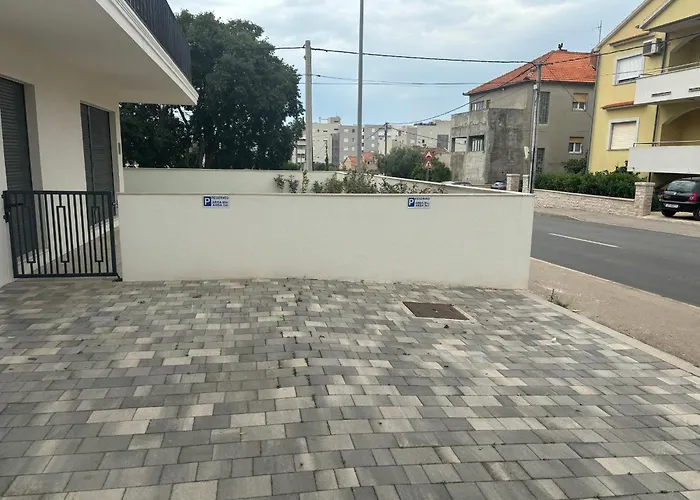 Arba Fortuna Exclusive With Private Parking Apartment Zadar