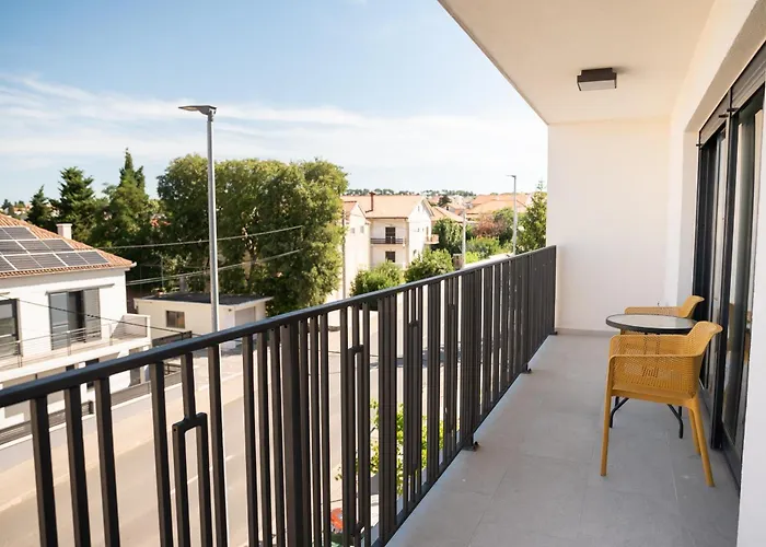 Arba Fortuna Exclusive With Private Parking Apartment